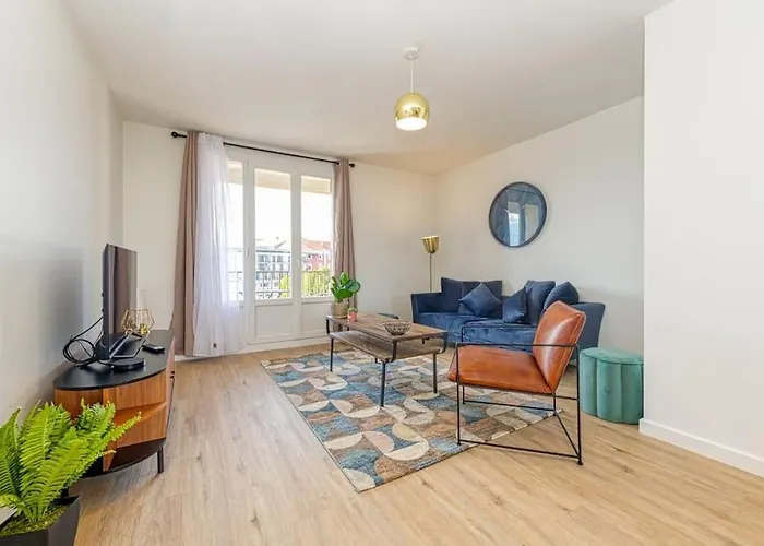 Standing, 4 Ch Dont 2 Sdb Prive, Clim, Fibre Apartment *