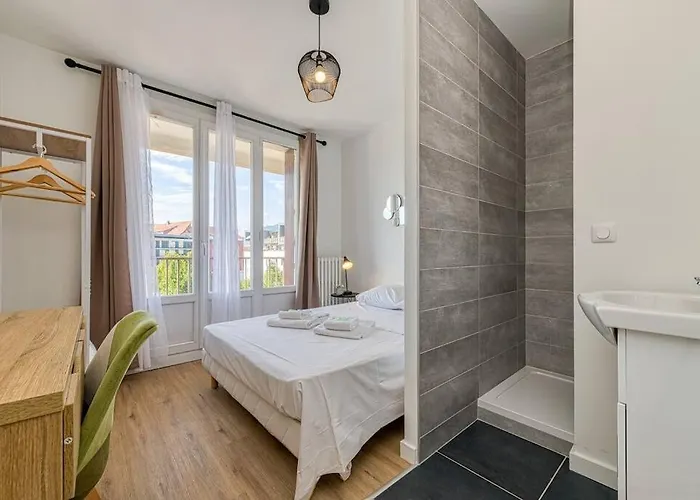 Standing, 4 Ch Dont 2 Sdb Prive, Clim, Fibre Apartment