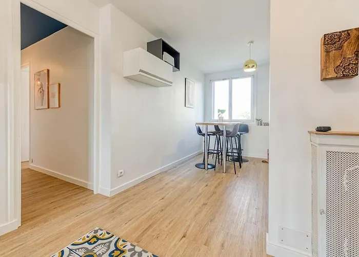 Standing, 4 Ch Dont 2 Sdb Prive, Clim, Fibre Grenoble