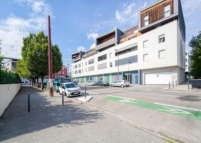 Lägenhet Standing, 4 Ch Dont 2 Sdb Prive, Clim, Fibre Grenoble