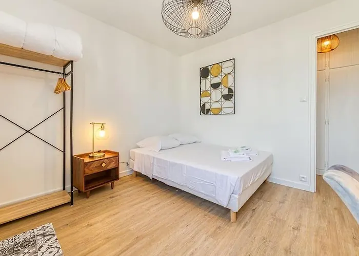 Standing, 4 Ch Dont 2 Sdb Prive, Clim, Fibre Apartment Grenoble