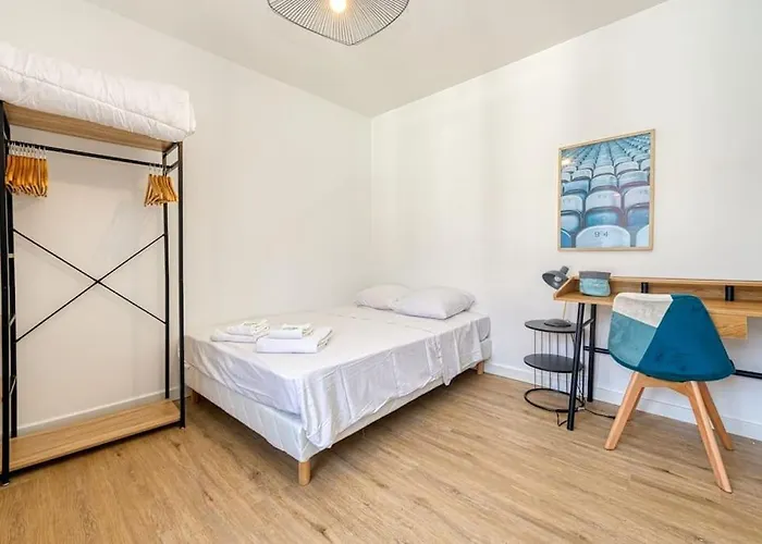 Standing, 4 Ch Dont 2 Sdb Prive, Clim, Fibre Lägenhet