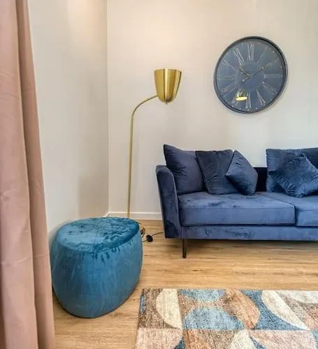 Standing, 4 Ch Dont 2 Sdb Prive, Clim, Fibre