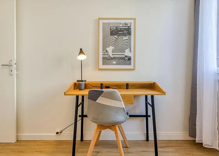 Standing, 4 Ch Dont 2 Sdb Prive, Clim, Fibre *