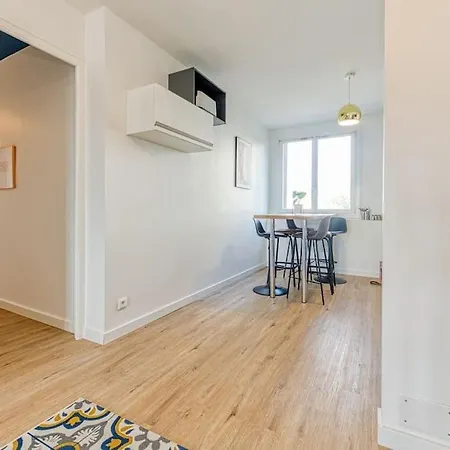 Standing, 4 Ch Dont 2 Sdb Prive, Clim, Fibre Grenoble